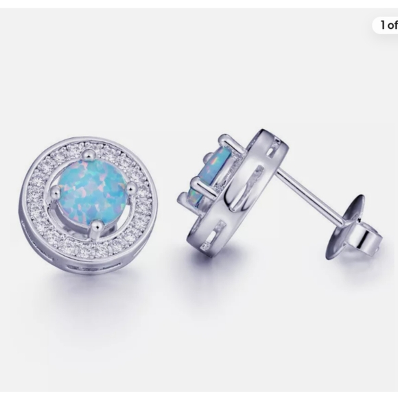 New simulated opal silver post earrings - Picture 1 of 2